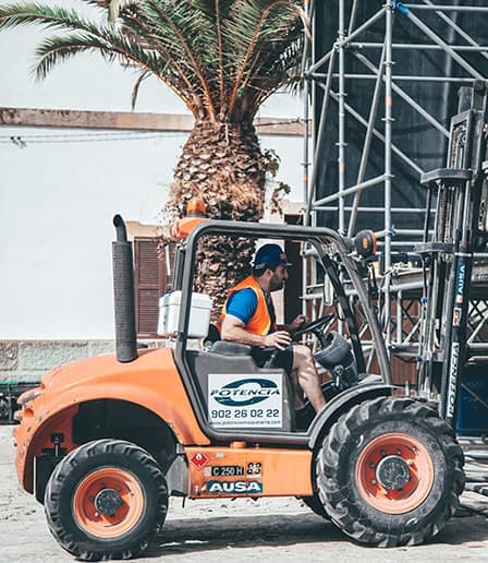 Personnel for forklifts, articulated platforms and arms in Mallorca, Menorca and Ibiza